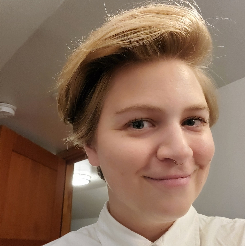 Meet your Posher, Emma